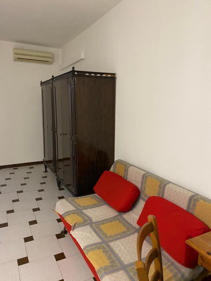 Hotel Casa Vacanze Gilli Cagliari Zewnętrze zdjęcie
