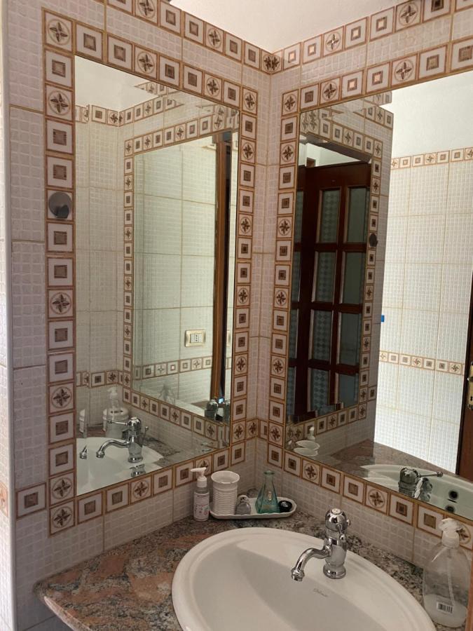 Hotel Casa Vacanze Gilli Cagliari Zewnętrze zdjęcie